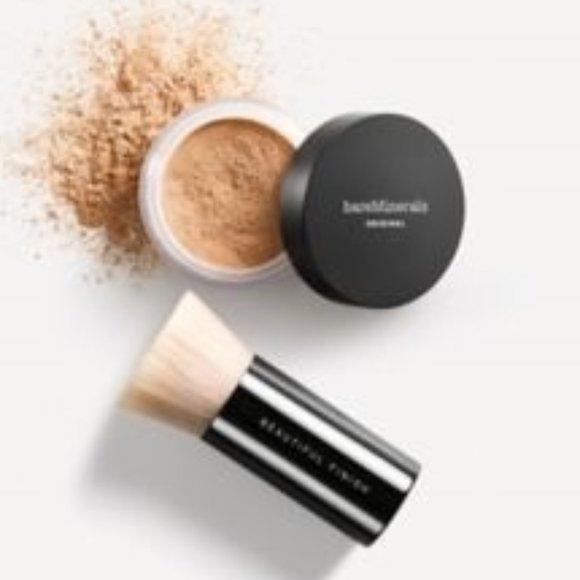 ✅ BareMinerals Beautiful Finish Foundation Brush ✨ NEW IN PACKAGE - Picture 3 of 7